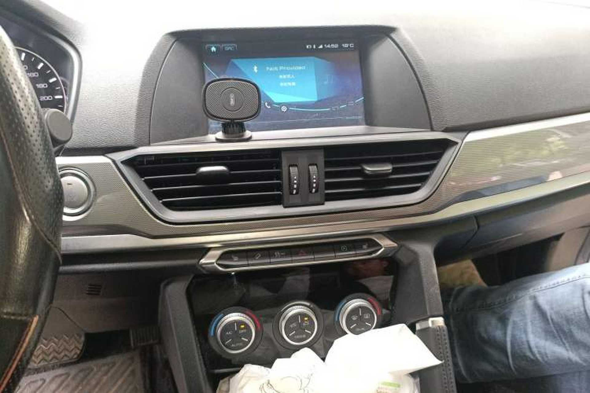 Used Haval H6 2018 Red-Label Sport Edition 1.5T Automatic Two-Wheel Drive Elite Model Audio And AC Panel