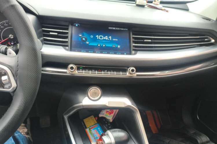 Used Haval H6 2018 Blue-Label 1.5T Automatic Luxury Model Audio And AC Panel