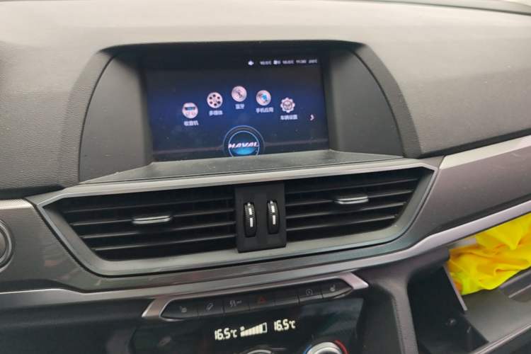 Used Haval H6 2018 Blue Label Sport Edition 1.5T Automatic Two-Wheel Drive Elite Model Audio And AC Panel