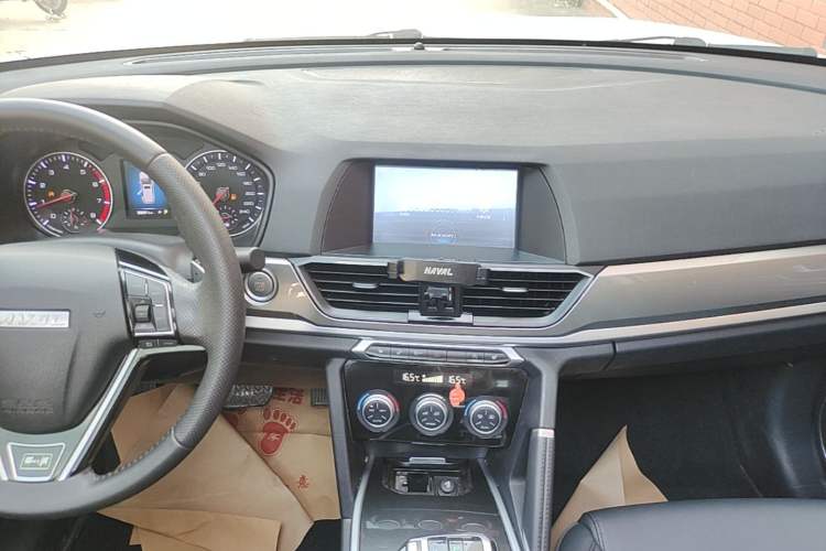 Used Haval H6 2018 Sport Edition 1.5T Automatic Two-Wheel Drive Elite Model China V Standard Audio And AC Panel
