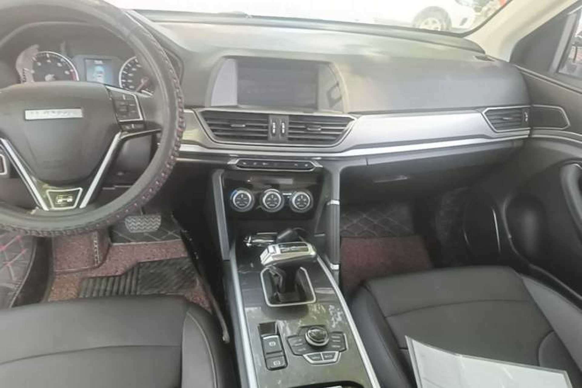 Used Haval H6 2018 Sport Edition 1.5T Automatic Two-Wheel Drive Elite Model China V Standard Audio And AC Panel
