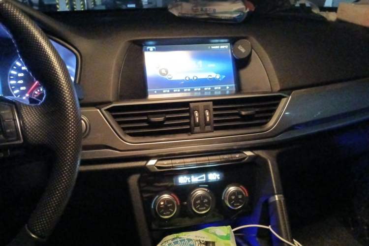 Used Haval H6 2018 Blue Label Sport Edition 1.5T Automatic Two-Wheel Drive Prestige Model Audio And AC Panel