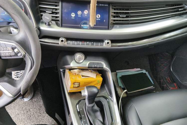Used Haval H6 2018 Blue Label 1.5T Automatic Ultra-Luxury Model Audio And AC Panel