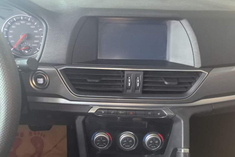 Used Haval H6 2018 Blue Label Sport Edition 1.5T Automatic Two-Wheel Drive Elite Model Audio And AC Panel