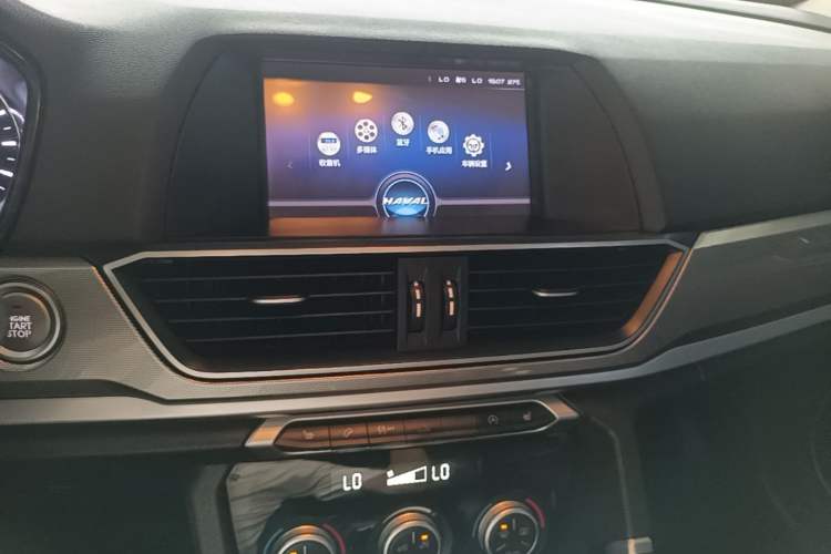 Used Haval H6 2018 Sport Edition 1.5T Automatic Two-Wheel Drive Elite Model China V Standard Audio And AC Panel