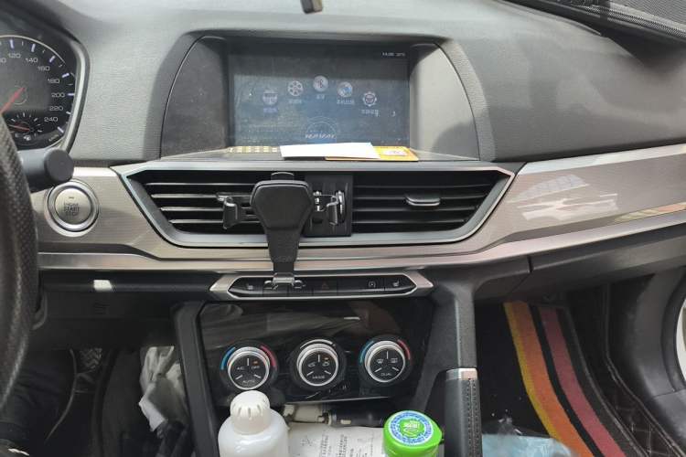 Used Haval H6 2018 Blue Label Sport Edition 1.5T Automatic Two-Wheel Drive Elite Model Audio And AC Panel