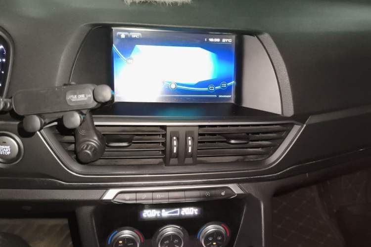 Used Haval H6 2018 Sport Edition 1.5T Manual Two-Wheel Drive Elite Model China V Standard Audio And AC Panel