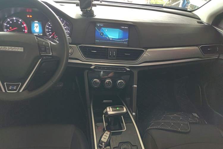 Used Haval H6 2018 Blue Label Sport Edition 1.5T Automatic Two-Wheel Drive Elite Model Audio And AC Panel