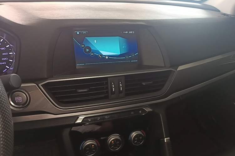 Used Haval H6 2018 Blue Label Sport Edition 1.5T Automatic Two-Wheel Drive Elite Model Audio And AC Panel