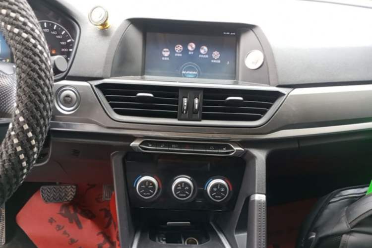 Used Haval H6 2018 Sport Edition 1.5T Automatic Two-Wheel Drive Elite Model China V Standard Audio And AC Panel