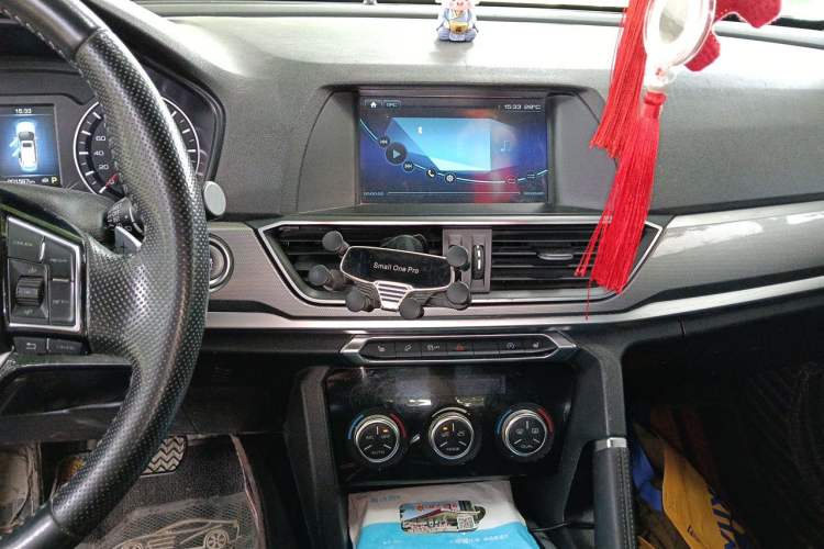 Used Haval H6 2018 Red-Label Sport Edition 1.5T Automatic Two-Wheel Drive Elite Model Audio And AC Panel