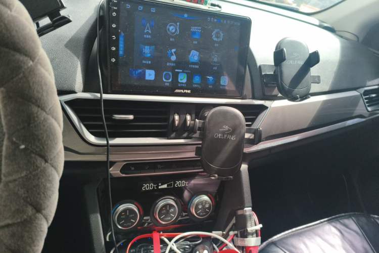 Used Haval H6 2018 Red-Label Sport Version 1.5T Manual Two-Wheel Drive Elite Model Audio And AC Panel