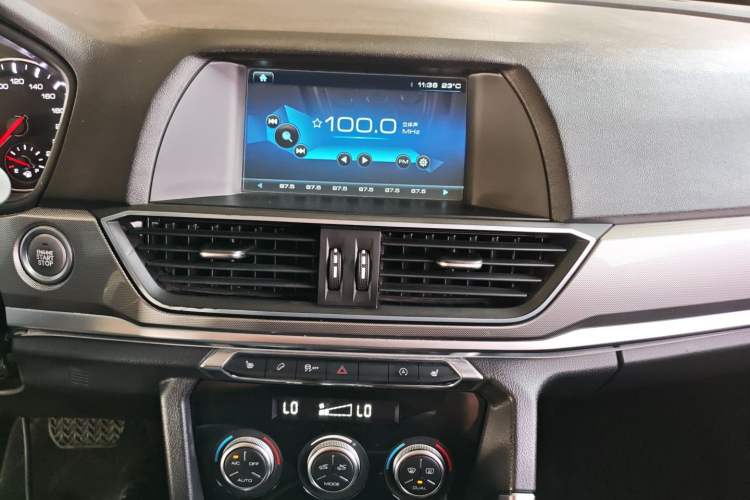 Used Haval H6 2018 Red-Label Sport Edition 1.5T Automatic Two-Wheel Drive Elite Model Audio And AC Panel