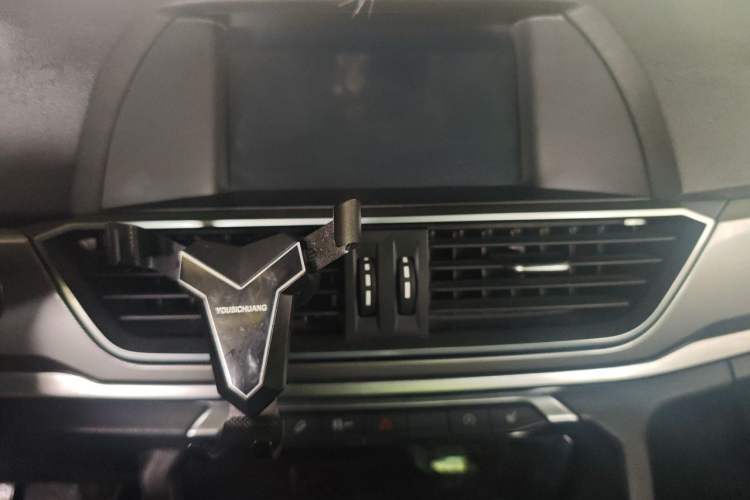 Used Haval H6 2018 Blue Label Sport Edition 1.5T Manual Two-Wheel Drive Elite Model Audio And AC Panel