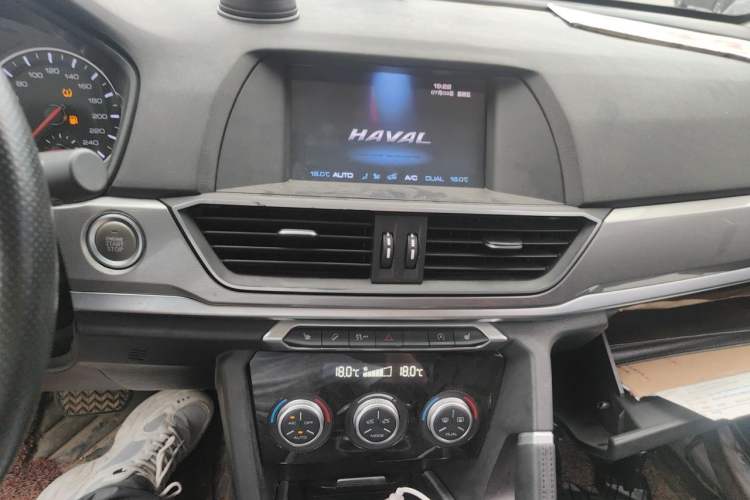 Used Haval H6 2018 Blue Label Sport Edition 1.5T Automatic Two-Wheel Drive Elite Model Audio And AC Panel