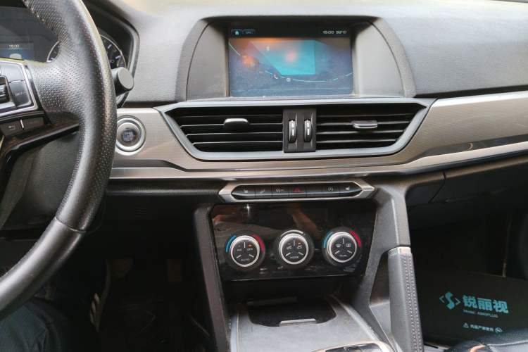 Used Haval H6 2018 Red-Label Sport Edition 1.5T Automatic Two-Wheel Drive Elite Model Audio And AC Panel