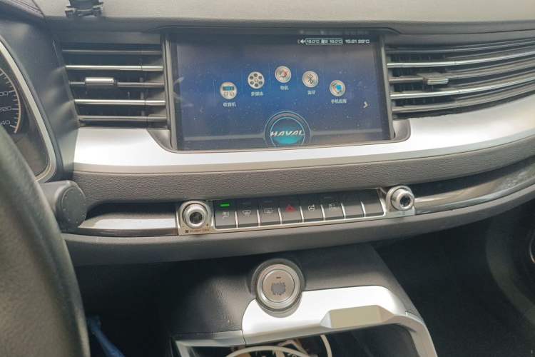 Used Haval H6 2018 Blue-Label 1.5T Automatic Luxury Model Audio And AC Panel