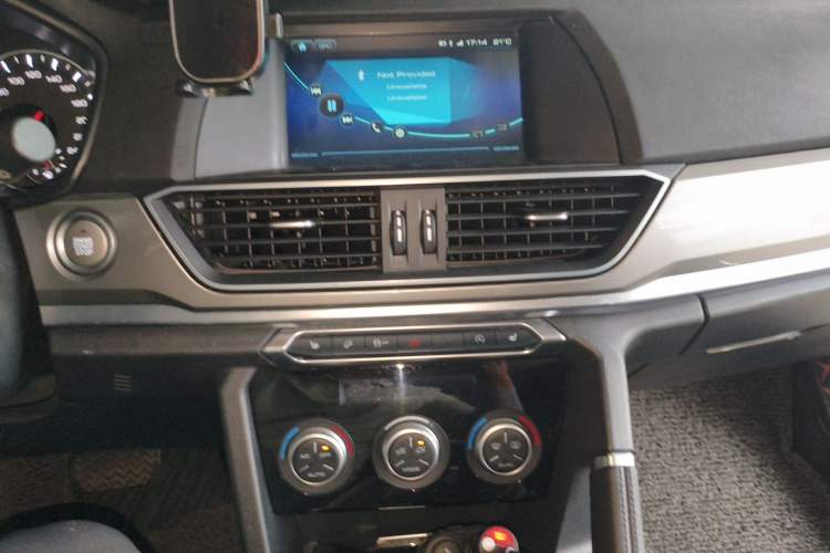Used Haval H6 2018 Blue Label Sport Edition 1.5T Automatic Two-Wheel Drive Elite Model Audio And AC Panel