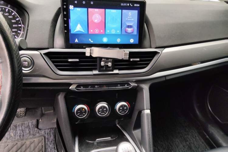 Used Haval H6 2018 Blue Label Sport Edition 1.5T Manual Two-Wheel Drive Elite Model Audio And AC Panel