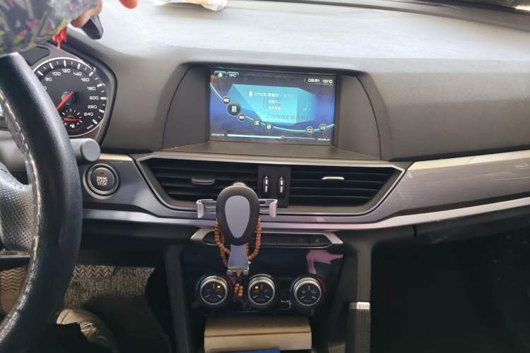 Used Haval H6 2018 Blue Label Sport Edition 1.5T Automatic Two-Wheel Drive Elite Model Audio And AC Panel
