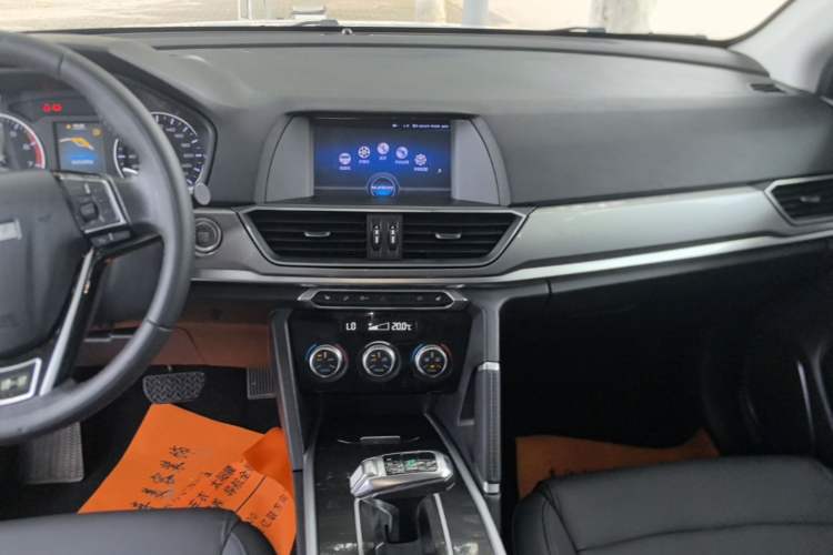 Used Haval H6 2018 Sport Edition 1.5T Automatic Two-Wheel Drive Elite Model China V Standard Audio And AC Panel