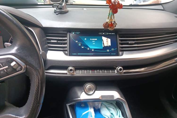 Used Haval H6 2018 Red-Label 1.5T Automatic Luxury Model Audio And AC Panel