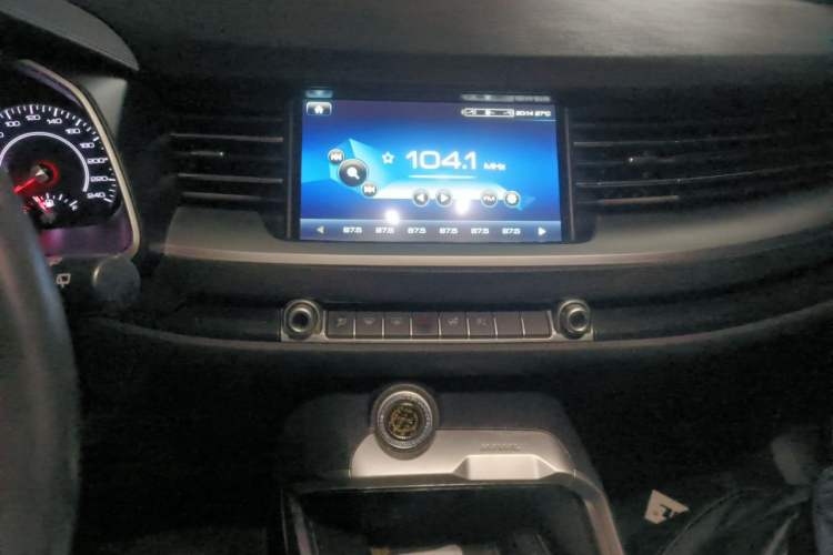 Used Haval H6 2018 Red-Label 1.5T Automatic Luxury Model Audio And AC Panel