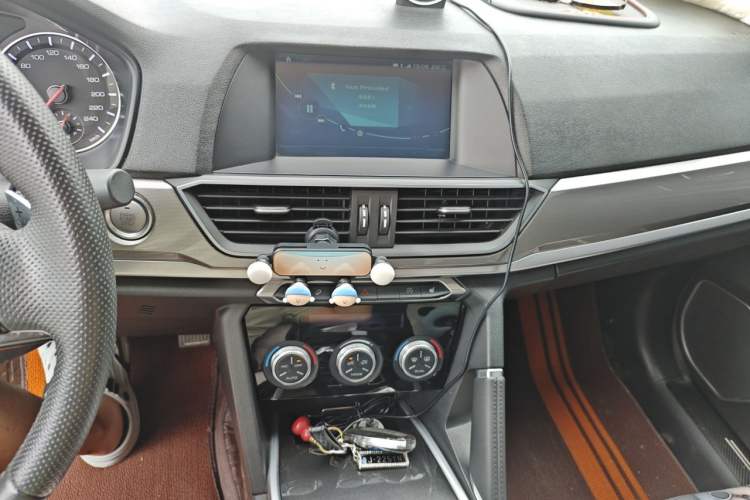Used Haval H6 2018 Blue Label Sport Edition 1.5T Automatic Two-Wheel Drive Elite Model Audio And AC Panel