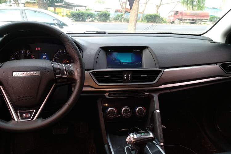 Used Haval H6 2018 Red-Label Sport Edition 1.5T Automatic Two-Wheel Drive Elite Model Audio And AC Panel