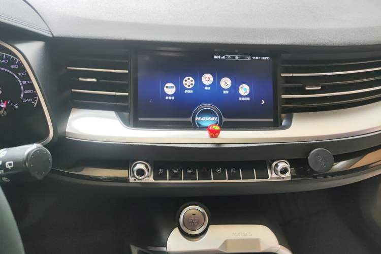 Used Haval H6 2018 Red-Label 1.5T Automatic Luxury Model Audio And AC Panel