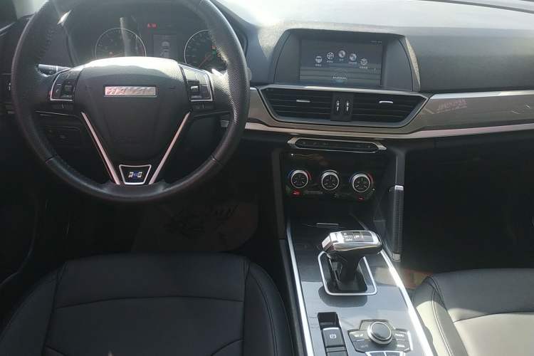 Used Haval H6 2018 Blue Label Sport Edition 1.5T Automatic Two-Wheel Drive Elite Model Audio And AC Panel