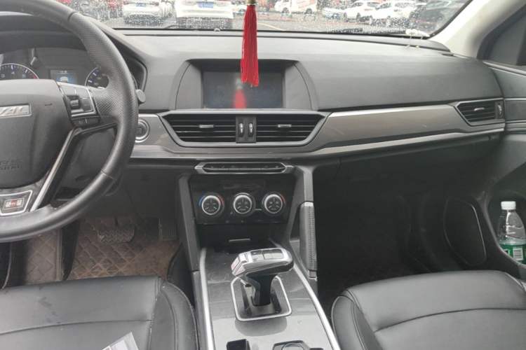 Used Haval H6 2018 Red-Label Sport Edition 1.5T Automatic Two-Wheel Drive Elite Model Audio And AC Panel