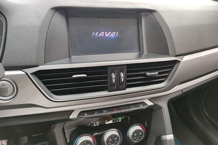 Used Haval H6 2018 Sport Edition 1.5T Automatic Two-Wheel Drive Elite Model China V Standard Audio And AC Panel