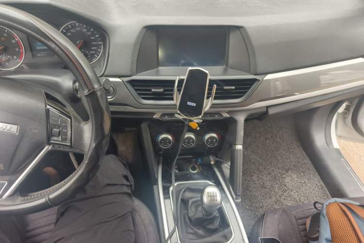 Used Haval H6 2018 Red-Label Sport Version 1.5T Manual Two-Wheel Drive Elite Model Audio And AC Panel