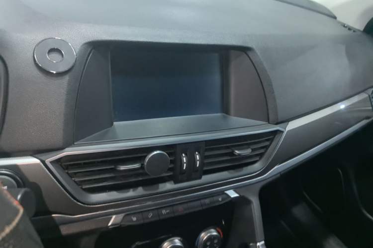 Used Haval H6 2018 Red-Label Sport Edition 1.5T Automatic Two-Wheel Drive Elite Model Audio And AC Panel