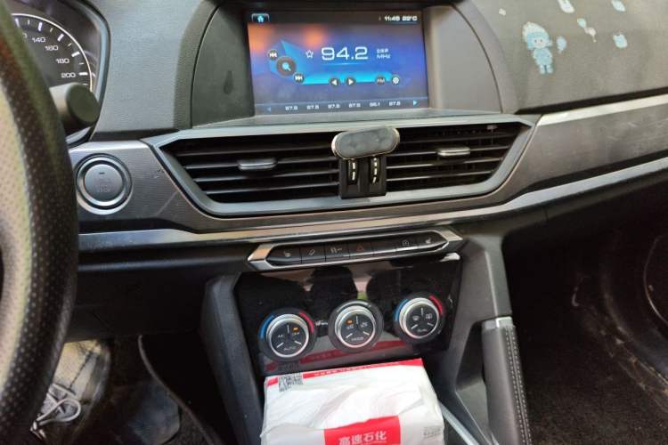 Used Haval H6 2018 Red-Label Sport Edition 1.5T Automatic Two-Wheel Drive Elite Model Audio And AC Panel