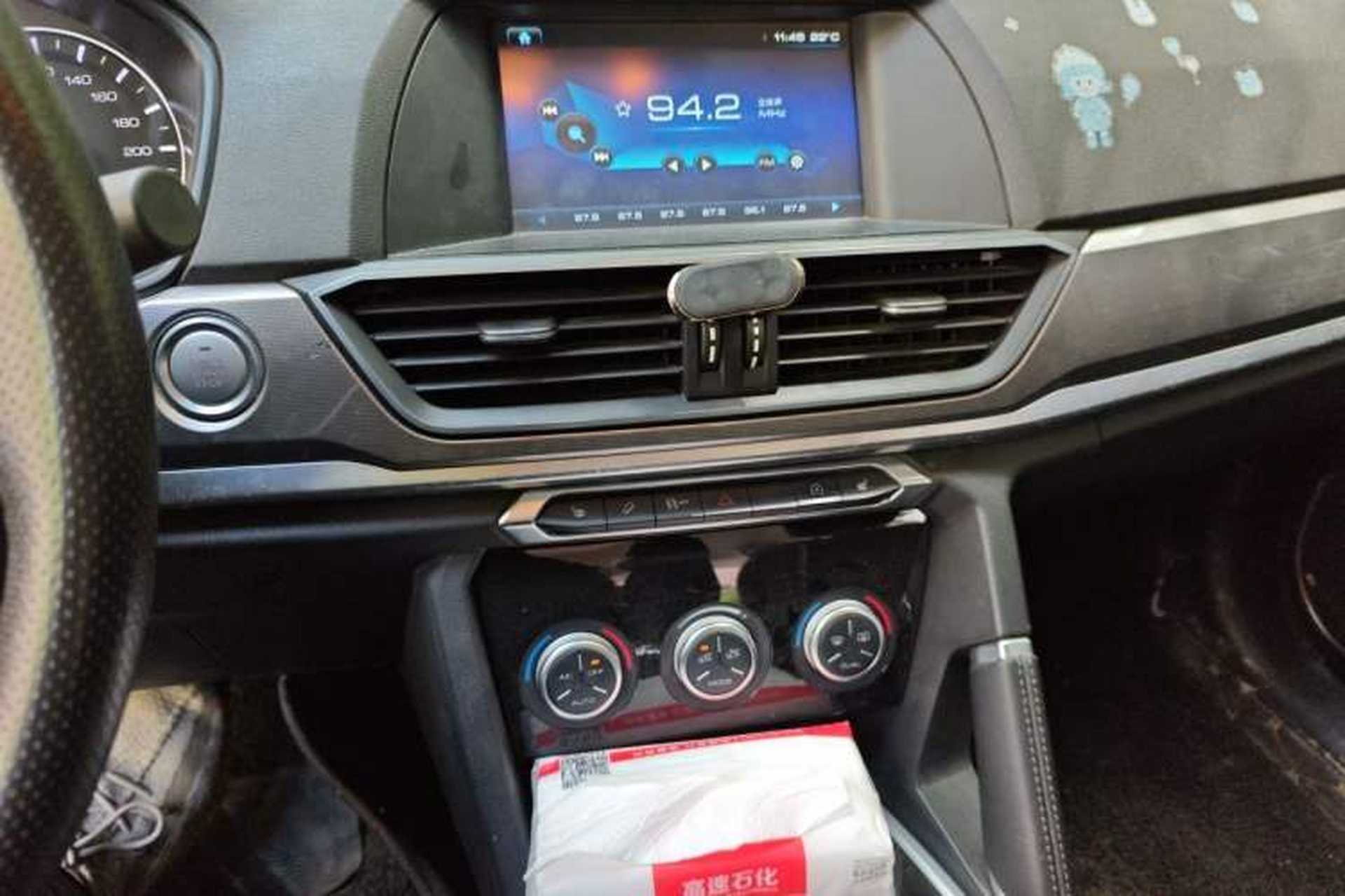Used Haval H6 2018 Red-Label Sport Edition 1.5T Automatic Two-Wheel Drive Elite Model Audio And AC Panel