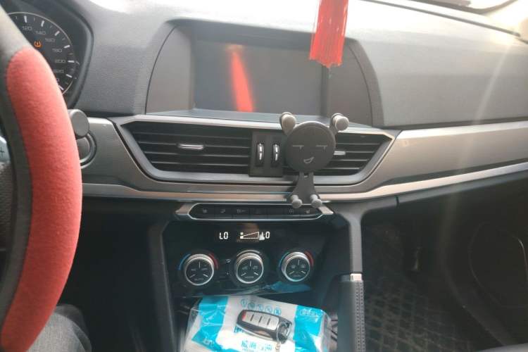 Used Haval H6 2018 Red-Label Sport Edition 1.5T Automatic Two-Wheel Drive Prestige Model Audio And AC Panel