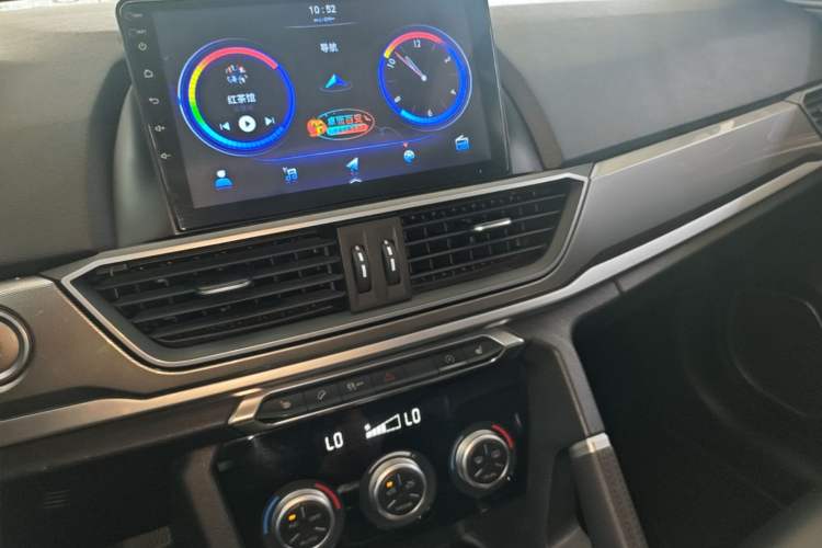 Used Haval H6 2018 Sport Edition 1.5T Automatic Two-Wheel Drive Elite Model China V Standard Audio And AC Panel