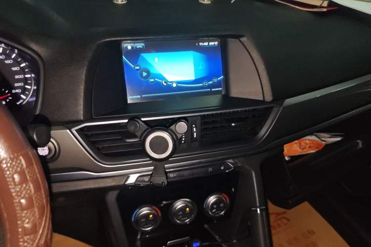 Used Haval H6 2018 Blue Label Sport Edition 1.5T Automatic Two-Wheel Drive Elite Model Audio And AC Panel