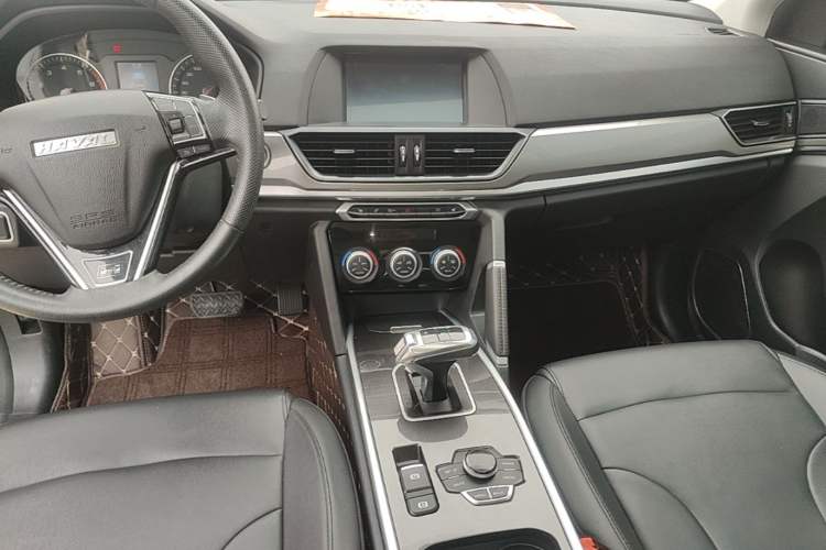 Used Haval H6 2018 Blue Label Sport Edition 1.5T Automatic Two-Wheel Drive Elite Model Audio And AC Panel