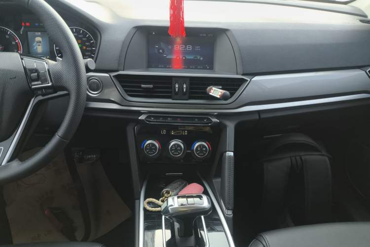 Used Haval H6 2018 Blue Label Sport Edition 1.5T Automatic Two-Wheel Drive Elite Model Audio And AC Panel