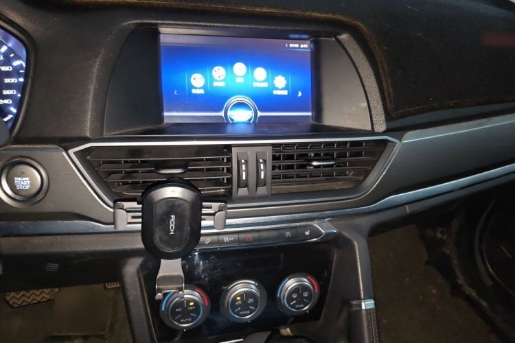 Used Haval H6 2018 Red-Label Sport Edition 1.5T Automatic Two-Wheel Drive Elite Model Audio And AC Panel