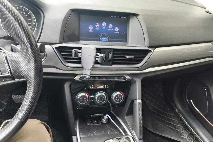Used Haval H6 2018 Blue Label Sport Edition 1.5T Automatic Two-Wheel Drive Elite Model Audio And AC Panel