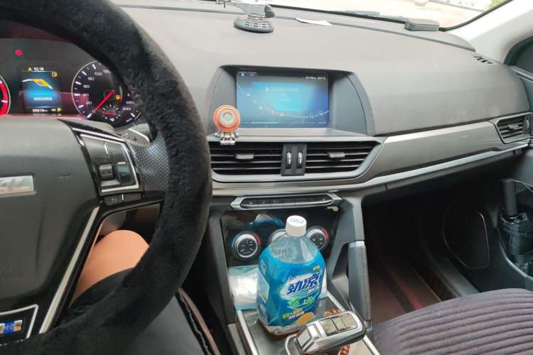 Used Haval H6 2018 Blue Label Sport Edition 1.5T Automatic Two-Wheel Drive Elite Model Audio And AC Panel