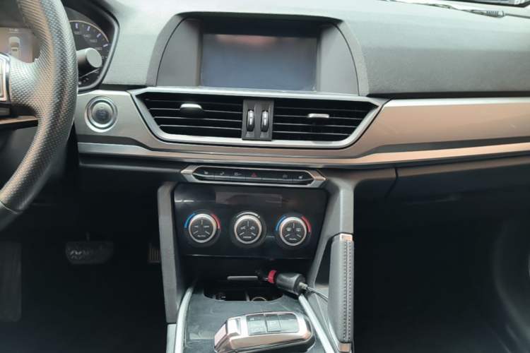 Used Haval H6 2018 Blue Label Sport Edition 1.5T Automatic Two-Wheel Drive Elite Model Audio And AC Panel