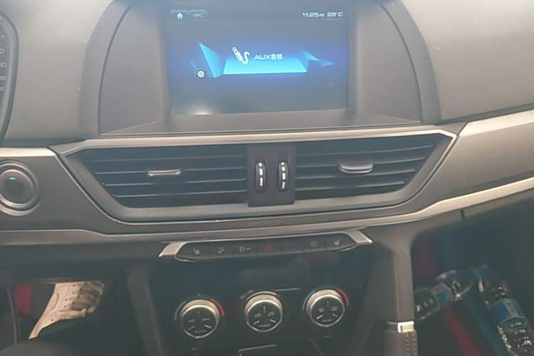 Used Haval H6 2018 Red-Label Sport Edition 1.5T Automatic Two-Wheel Drive Elite Model Audio And AC Panel