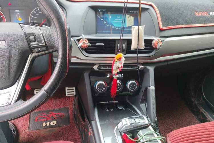 Used Haval H6 2018 Red-Label Sport Edition 1.5T Automatic Two-Wheel Drive Elite Model Audio And AC Panel