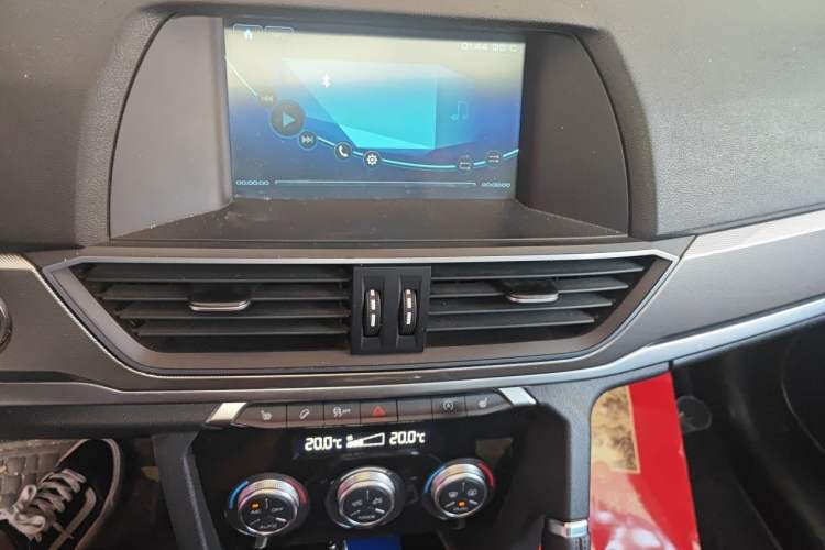 Used Haval H6 2018 Blue Label Sport Edition 1.5T Automatic Two-Wheel Drive Elite Model Audio And AC Panel