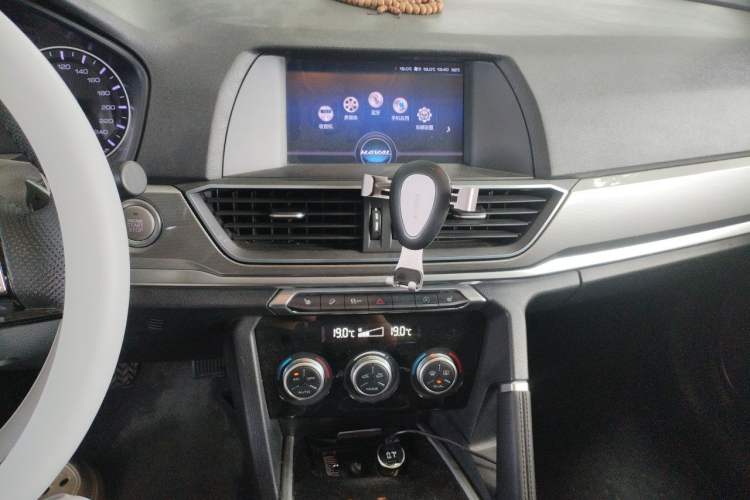 Used Haval H6 2018 Blue Label Sport Edition 1.5T Automatic Two-Wheel Drive Elite Model Audio And AC Panel